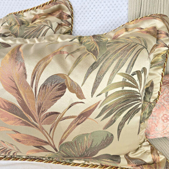 Croscill Bali Tropical Jacquard Woven Standard Pillow Shams - Picture 5 of 10